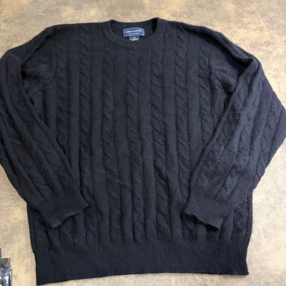 Davis & Squire Sweater Mens L Black 100% Cashmere Cable Knit Crewneck *PILLING*